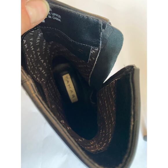 Tahari Black Leather Ankle Boot Heeled Studded Size 7M - Picture 7 of 10